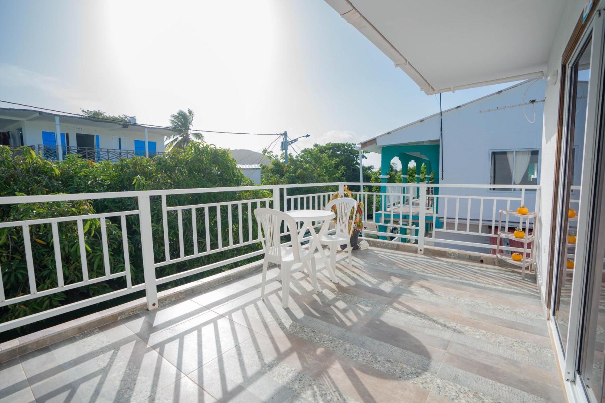Posada Jasmina Place Franshua ภายนอก รูปภาพ