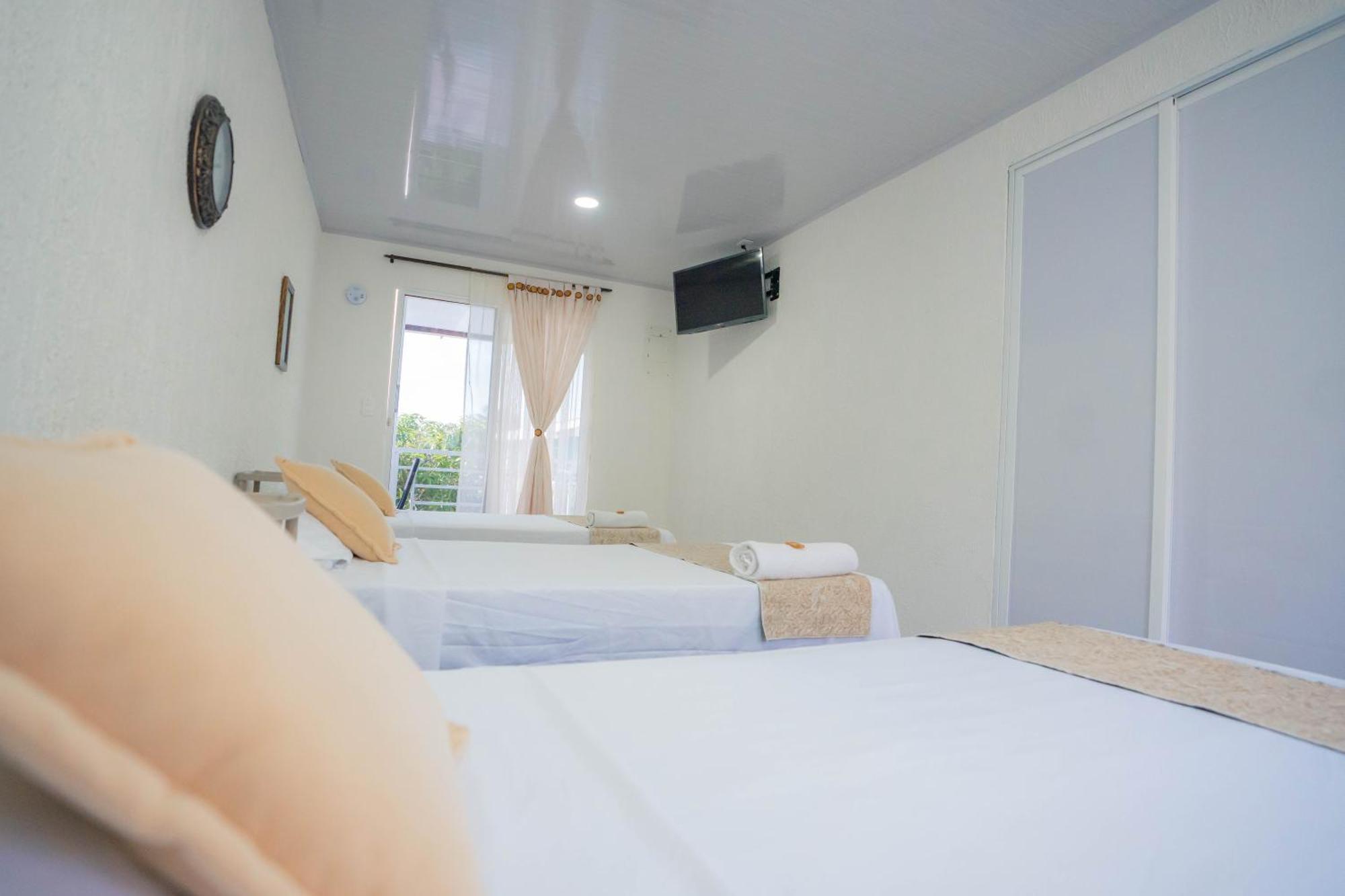 Posada Jasmina Place Franshua ภายนอก รูปภาพ